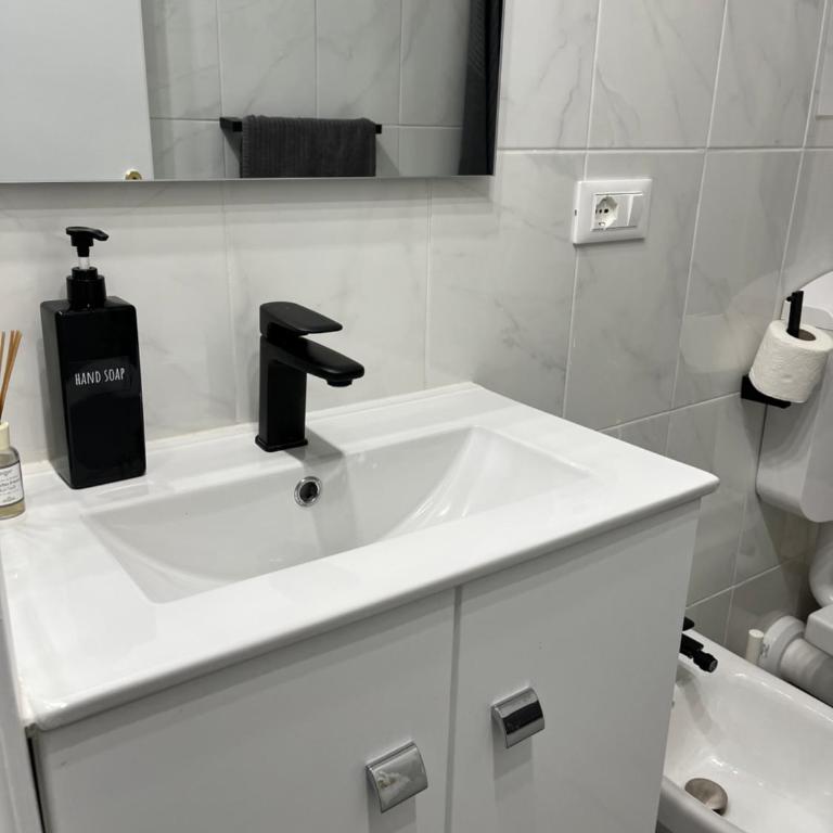 Studio Pamela - One-Bedroom Apartment - 2