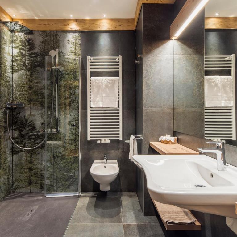 Hotel Columbia & Spa - Camera Familiare - 13