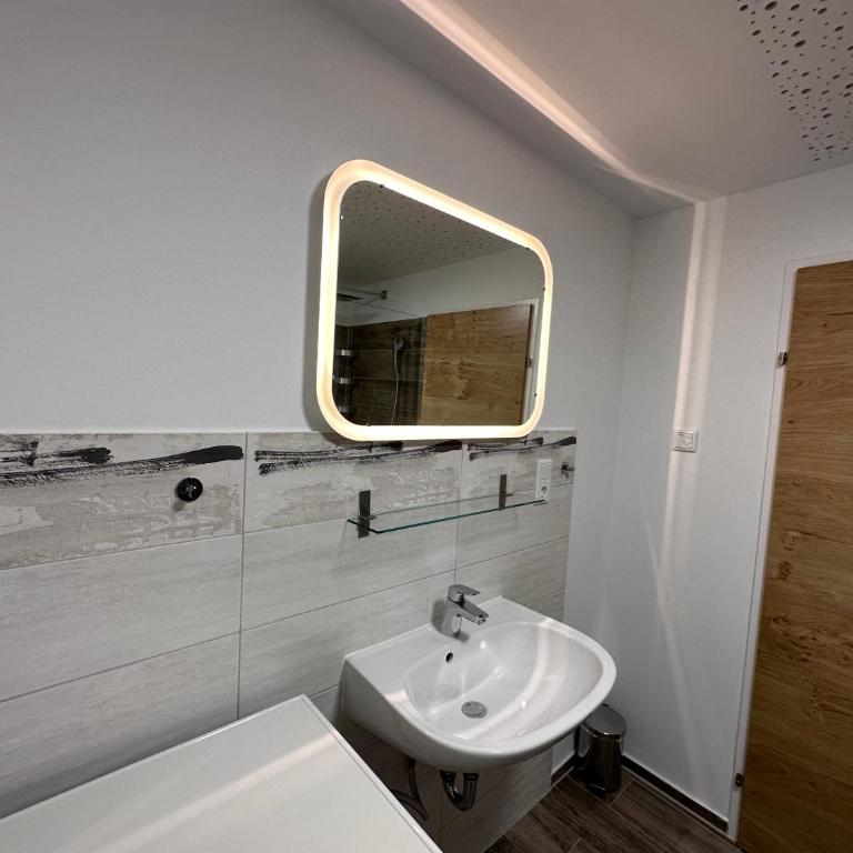 DAS MANFRED - Doppelzimmer mit Bergblick - 5