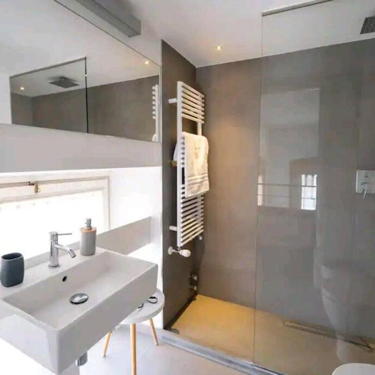 Loft Luxury - Piazza Castello Porta Susa - Appartamento Deluxe - 20