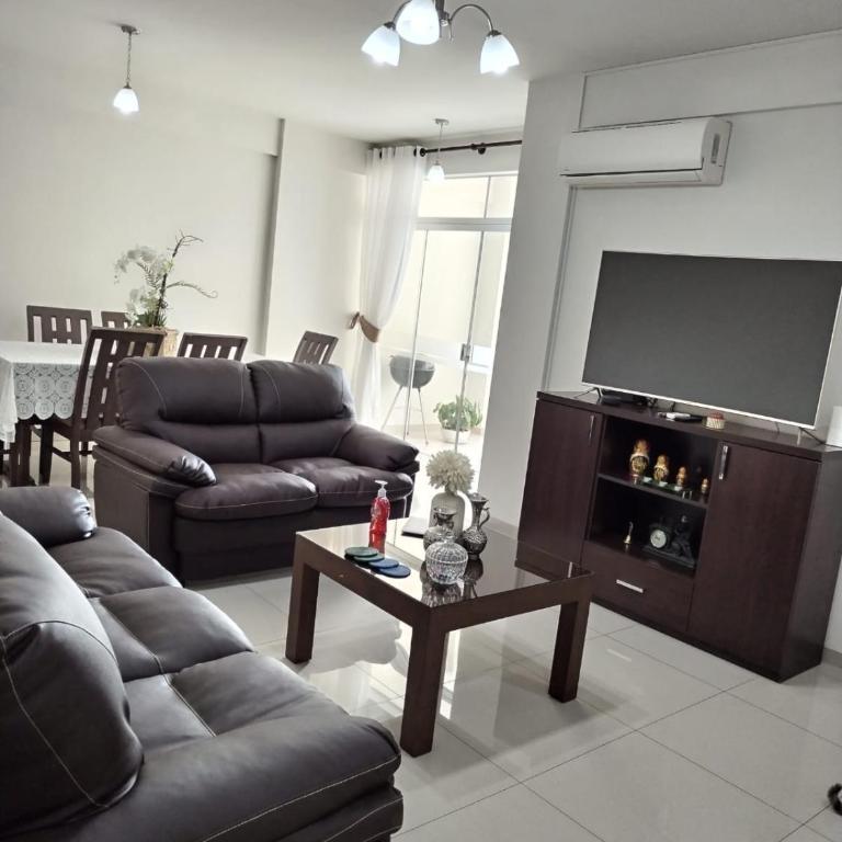 Departamento en Equipetrol muy espacioso - Apartamento de 1 dormitorio - 4