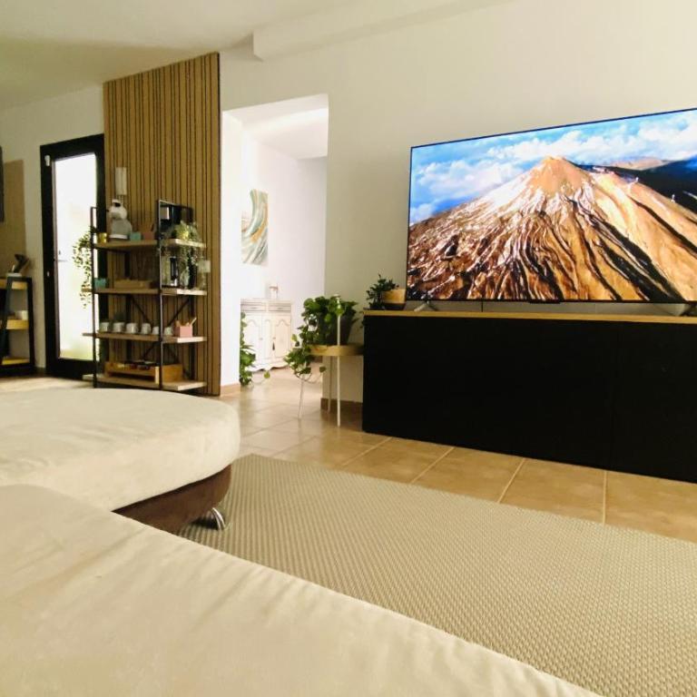 Big House Adeje Deluxe by Deihu Experiences - Three-Bedroom House with Private Gym - 12