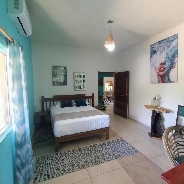 Mar de Fondo - Habitación Doble con baño privado - 1 o 2 camas - 7