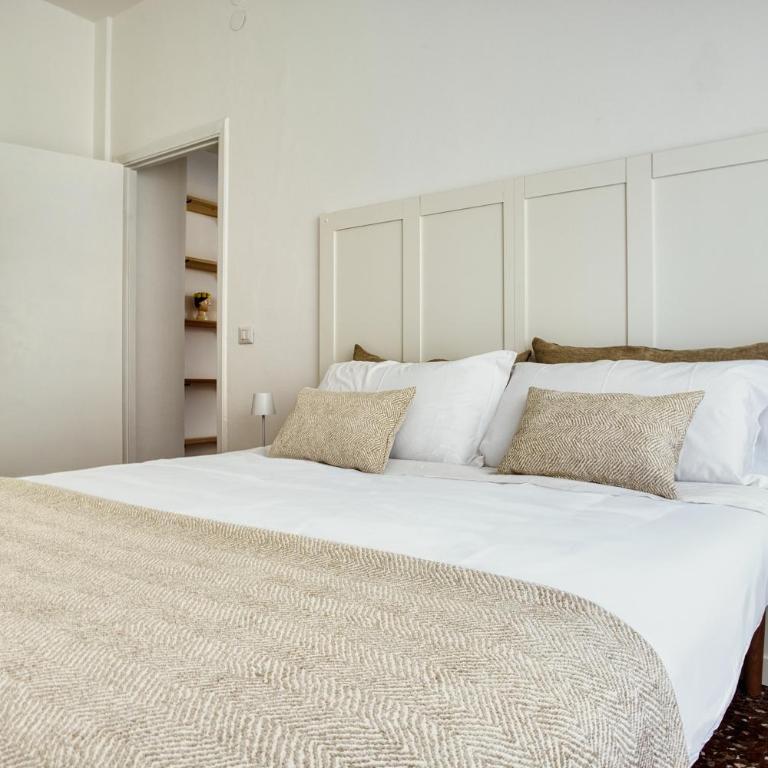 Charme Apartment In Balduina by RHR - Two-Bedroom Apartment - 7