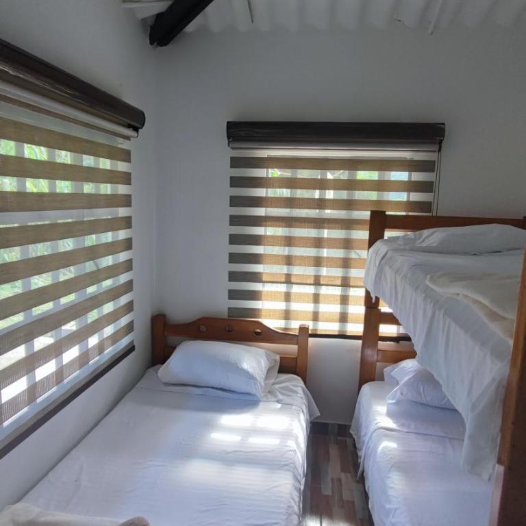 CASA CAMPESTRE LAS MARIAS - Casa Unifamiliar de 3 dormitorios - 10