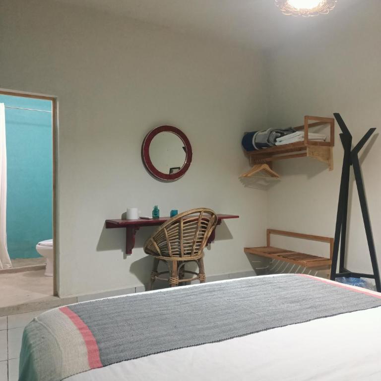 Mar de Fondo - Habitación Doble con baño - 1 o 2 camas - 4