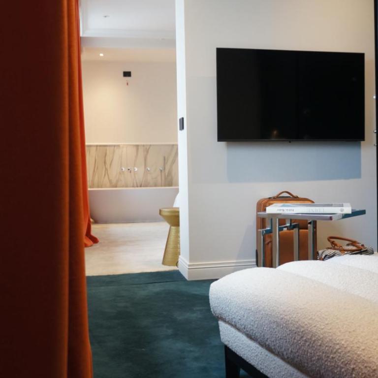 The Townhouse - Suite King Deluxe - 9