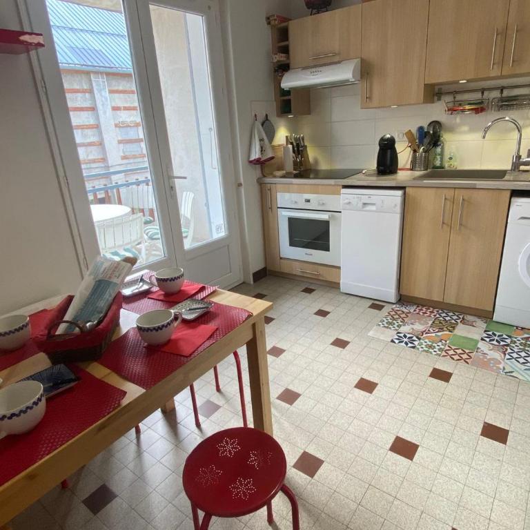 Bel appartement au centre de Villard-de-Lans avec Wifi - FR-1-515-195 - Apartment - 3