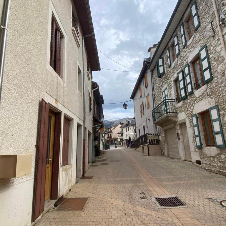 Bel appartement au centre de Villard-de-Lans avec Wifi - FR-1-515-195 - Apartment - 6
