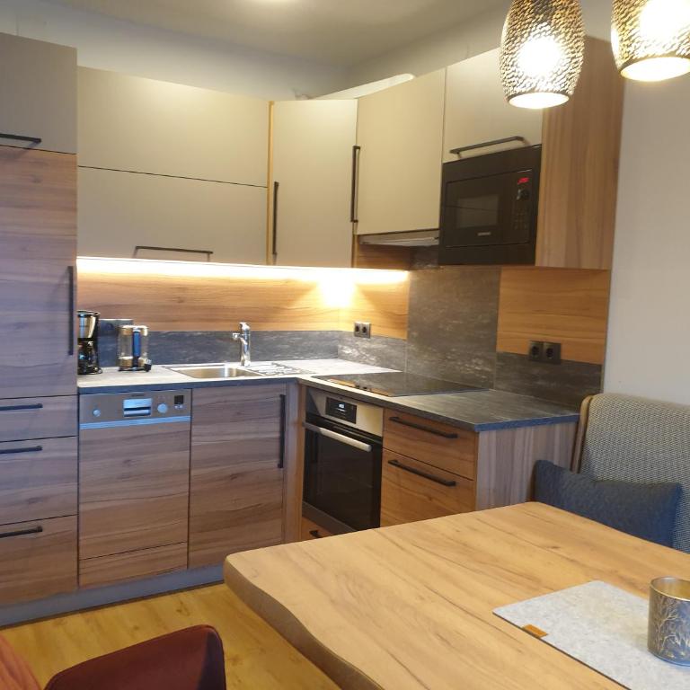 Gästehaus Zedlacherhof - Apartment mit Blick auf die Berge - 8