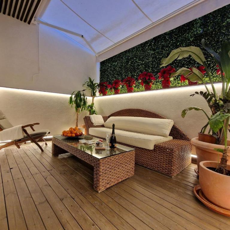 LUXURY IN "PLAZA LUCEROS" in the heart of the city & beach - Deluxe Apartment - 45