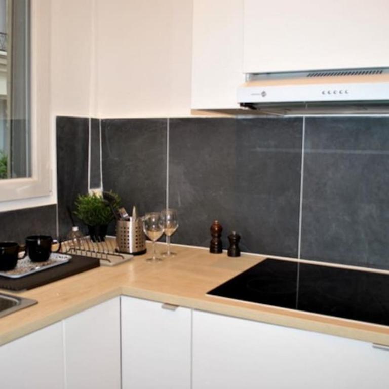 Appartement de 80 m² proche Gare du Nord - Appartement 2 Chambres - 18