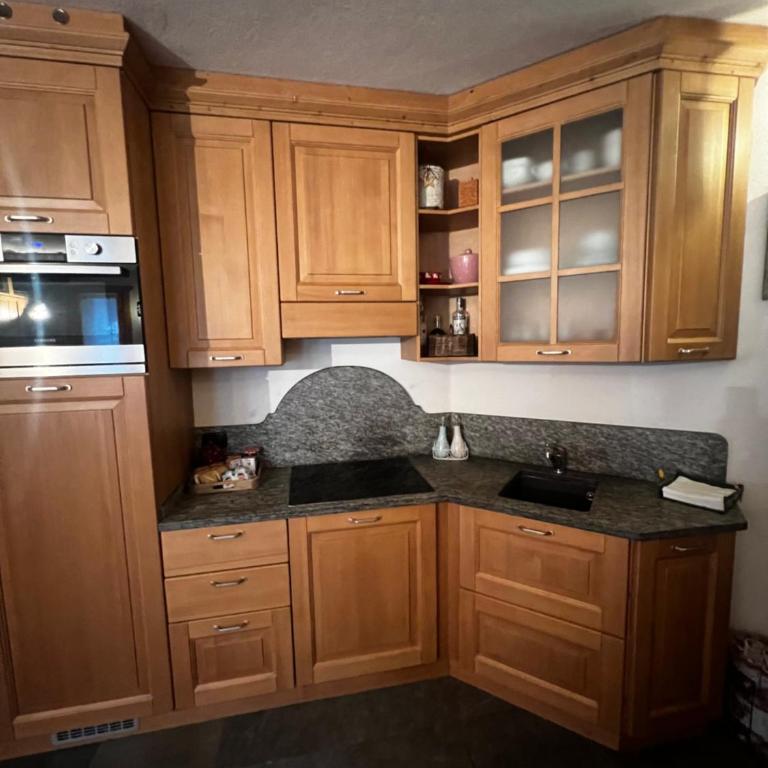 Appartamento incantevole con box e ski room, Wi-Fi, Bormio - Apartment mit 1 Schlafzimmer - 18