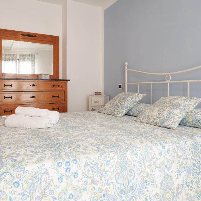 CASA NAVLA' AppartamentI "Ulivi"- "Fiori" -"Velieri"-"Luna"-"Nido"-"Taverna" - Appartamento con 2 Camere da Letto - 13