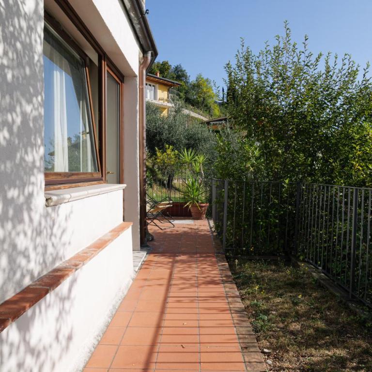 CASA NAVLA' AppartamentI "Ulivi"- "Fiori" -"Velieri"-"Luna"-"Nido"-"Taverna" - Appartamento con 2 Camere da Letto - 6