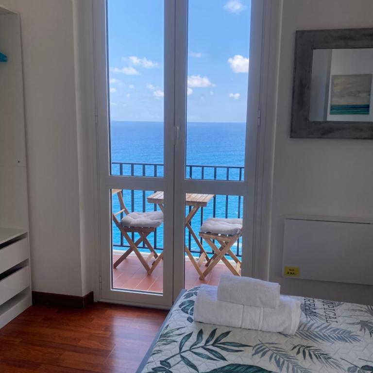 Sollevante Guest House - Camera Matrimoniale con Vista Mare - 36