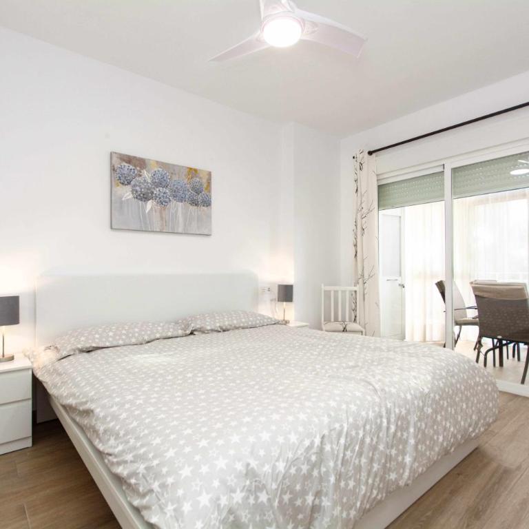 Ronda 3 con enorme terraza soleada. - Apartamento de 2 dormitorios - 15