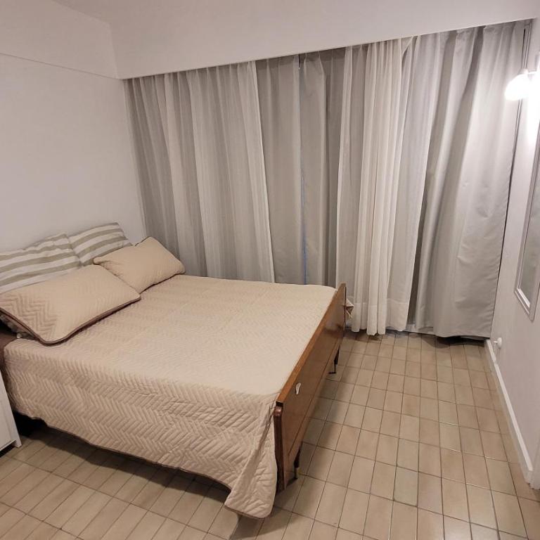 Depto en la Perla a 3 cuadras del Mar y 2 cuadras del Centro, con vista de la Cúpula de la Catedral - One-Bedroom Apartment - 7