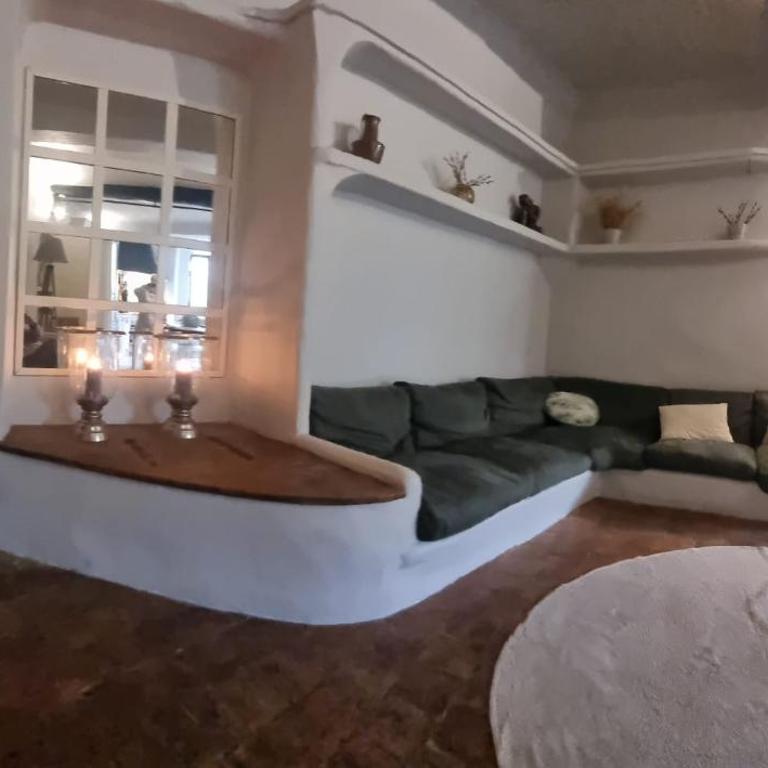 TOWNHOUSE MOUGINS in the old village, fantastic view, sea and mountains - Maison 3 Chambres - 21
