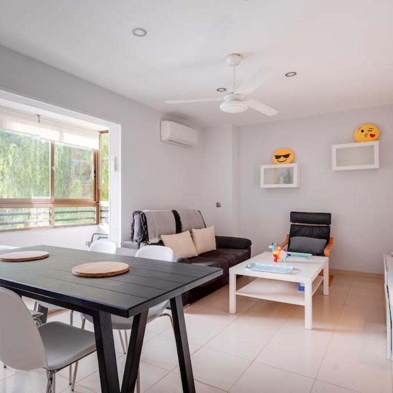 2 Bed apartment near the beach with pool - Apartamento de 2 dormitorios - 14