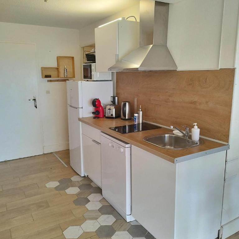 dansnotreappart-com "T3 vue mer" - Two-Bedroom Apartment - 6