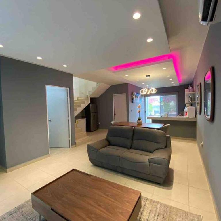 Casa Destinos - Four-Bedroom House - 17