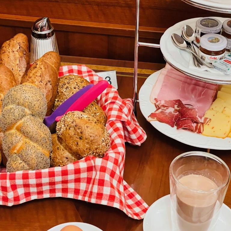 Pension Hochleitner am Schloßpark - Deluxe Doppelzimmer - 2