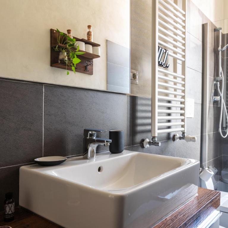 Stile e Comodità Bilocale Milano - Appartamento con 1 Camera da Letto - 15