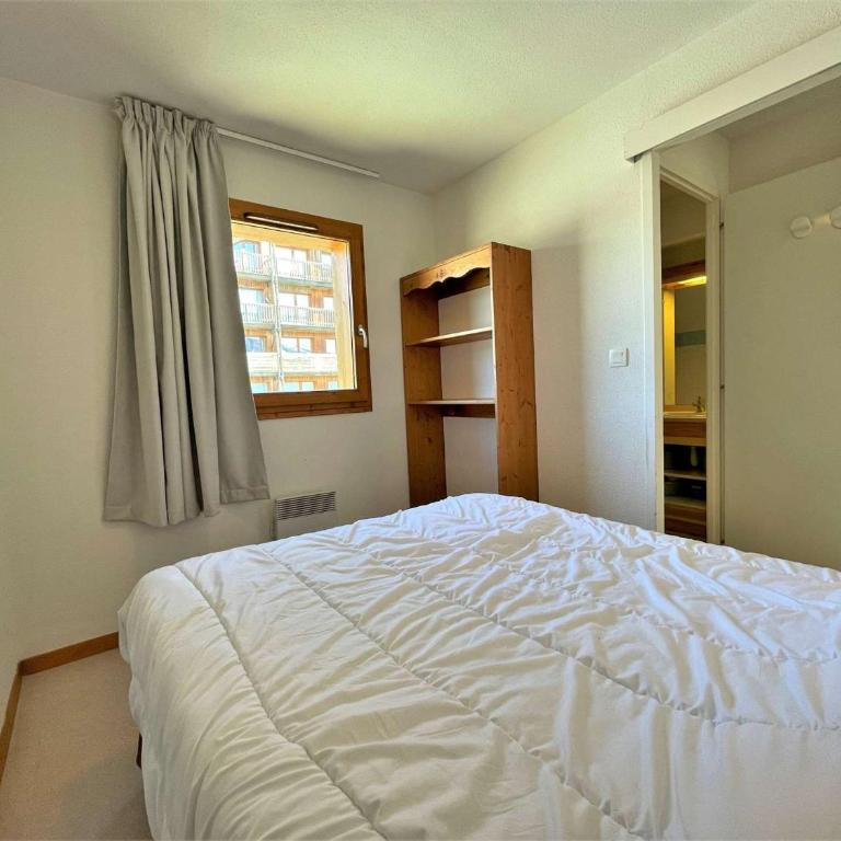 Appartement 2 pièces, 6 pers, animaux admis, parking, près des pistes - FR-1-525-281 - Apartment - 7