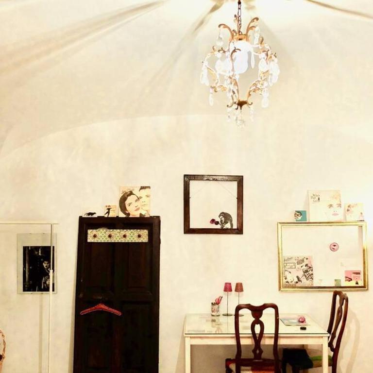 Vintage in Trastevere - One-Bedroom Apartment - 10
