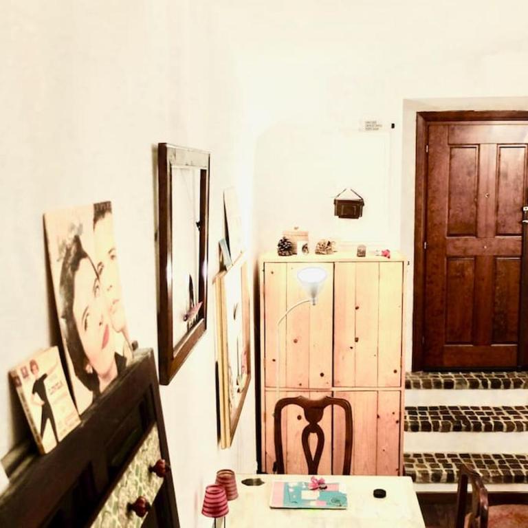 Vintage in Trastevere - One-Bedroom Apartment - 14