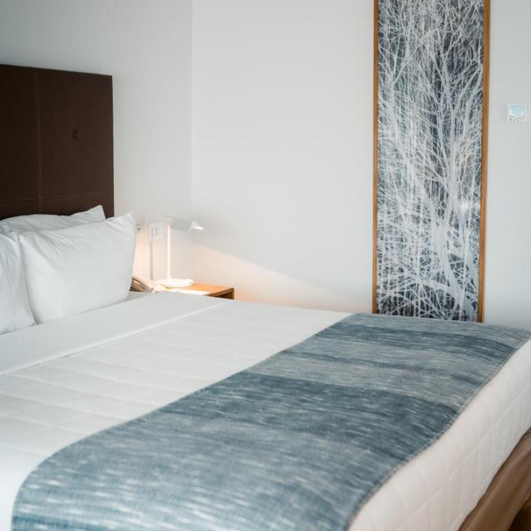 Dazzler by Wyndham Asuncion - Habitación - 1 cama extragrande - No fumadores - 4