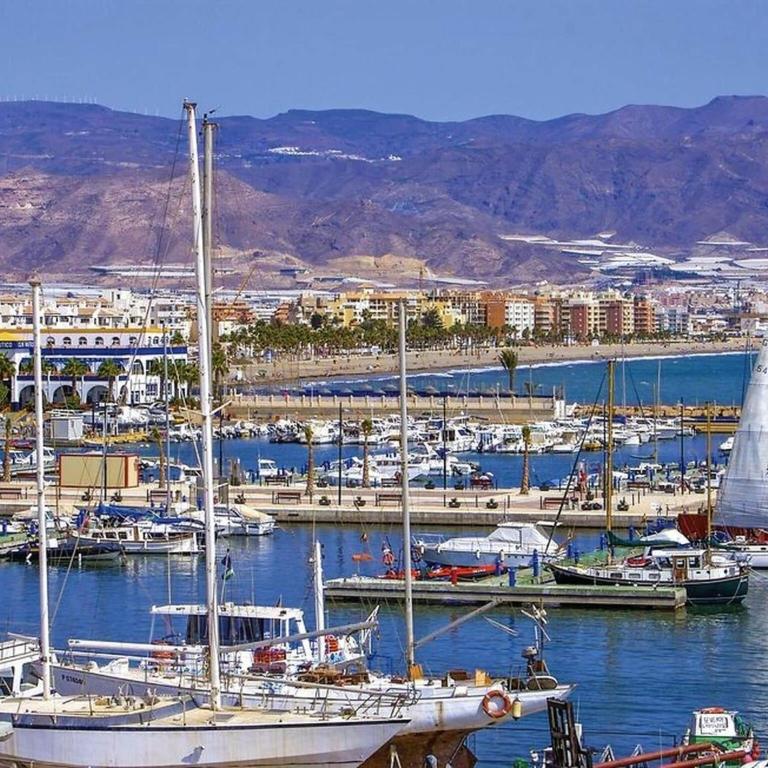 Seaside Escape in Aguadulce - Apartamento de 2 dormitorios - 32