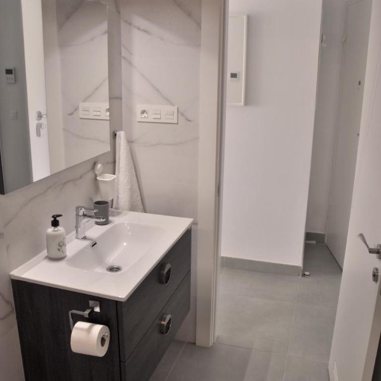 Valinor Apartments Boliches - Apartamento de 1 dormitorio - 12