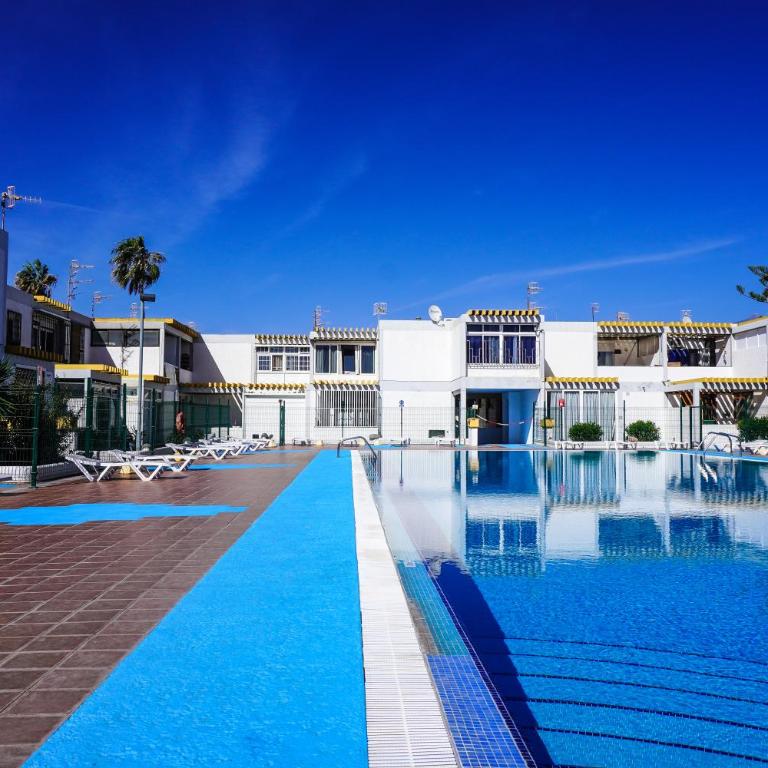 Blue Coast Apartment with POOL & WIFI - Apartamento de 2 dormitorios - 1