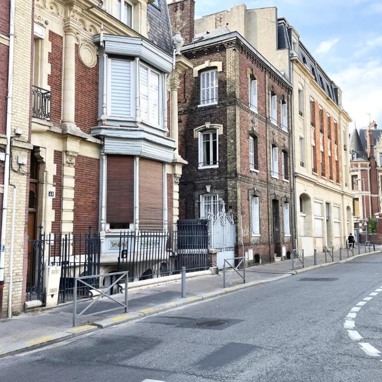 Le Central Station - Proche Gare SNCF - Appartement - 26