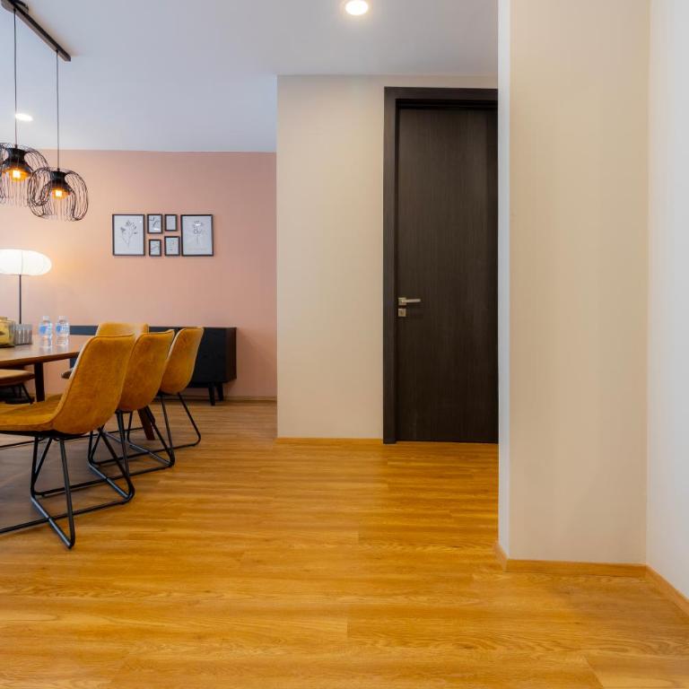 Capitalia Galileo Residences - Luxury Apartment, 3 Bedrooms, Balcony - 15