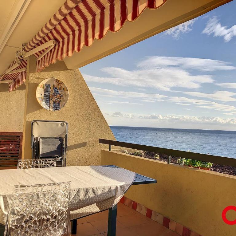Splendide 2 pièces climatisé avec piscine et garage privé - FR-1-647-6 - Apartment - 12