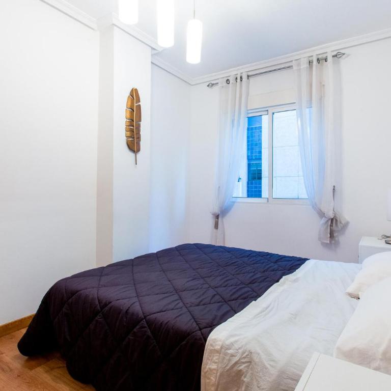 Awesome Apartment In Torrevieja - Apartamento de 2 dormitorios - 8
