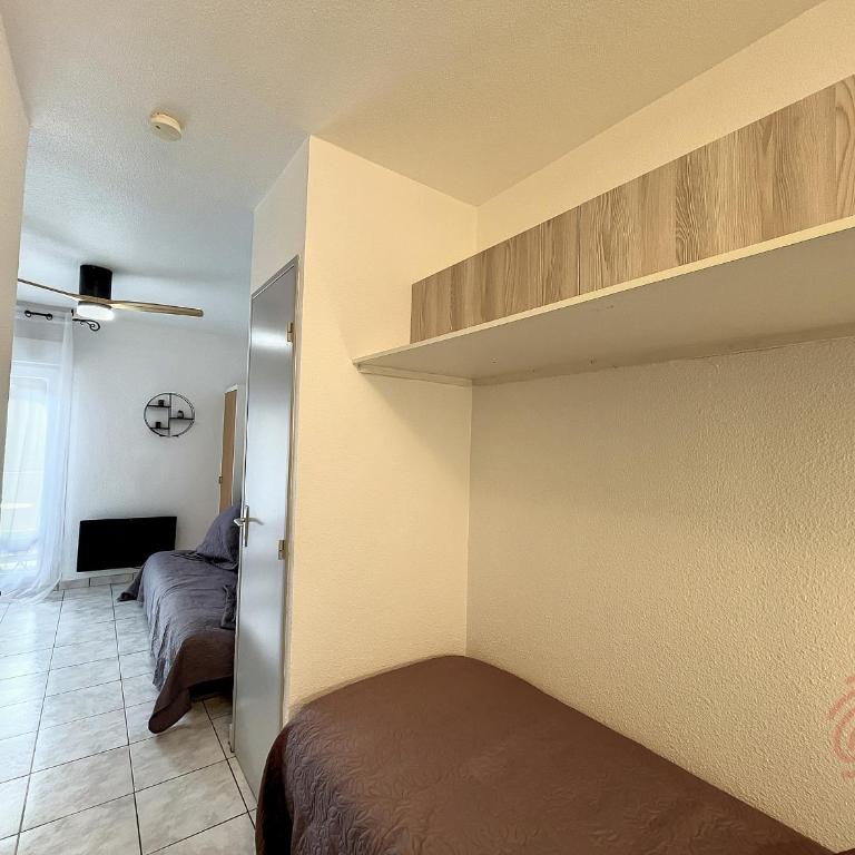 Charmant Studio avec Balcon - Proche Thermes, Centre-ville et Golf - Animaux Acceptés - FR-1-451-203 - Estudio - 10