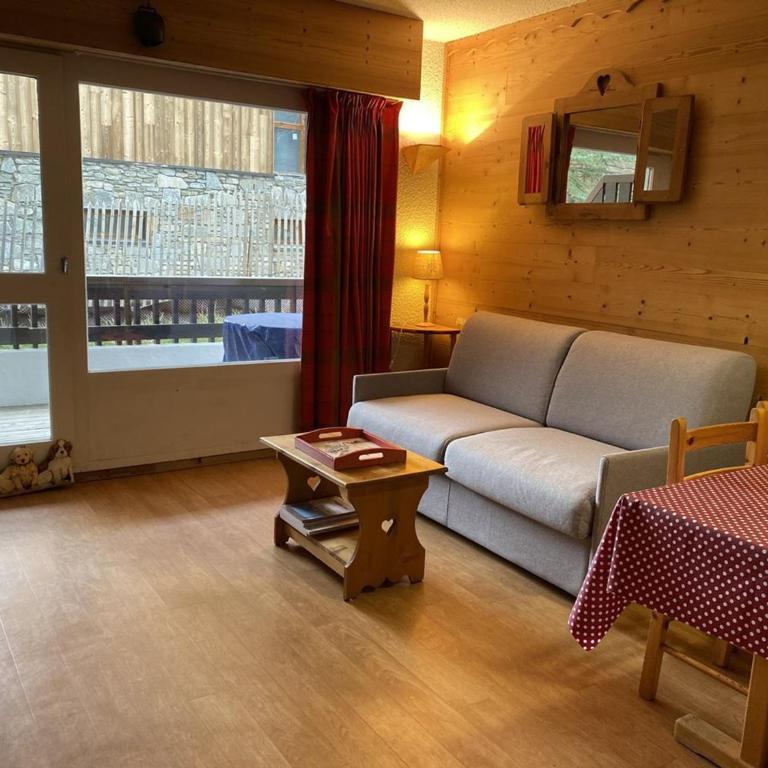 Appartement skis aux pieds 4 pers avec terrasse ensoleillée - L'Alpe d'Huez - FR-1-405-348 - Appartement - 4