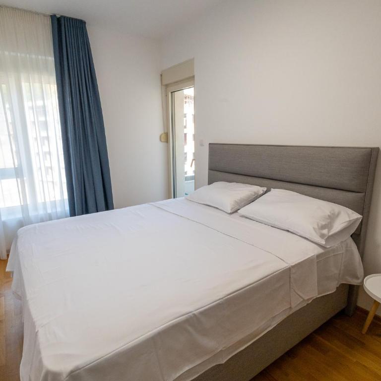 Status-M apartments154 - Two-Bedroom Apartment - 15