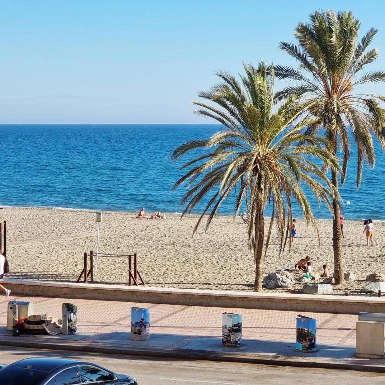 Beautiful Middel Views Apartment with pool and gym - Apartamento de 3 dormitorios - 2