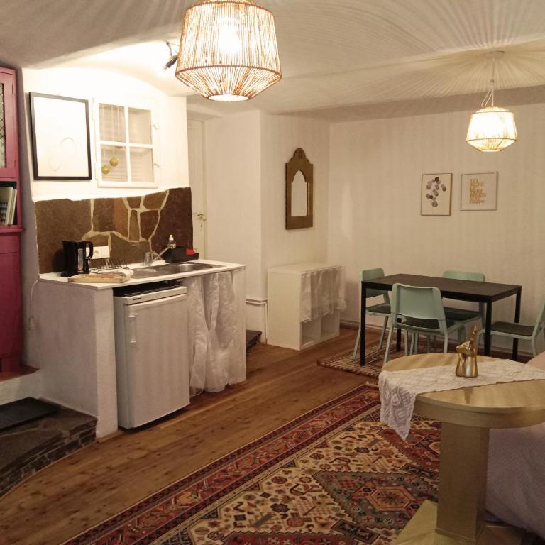 Studio in Altstadthaus - Apartment mit 1 Schlafzimmer - 11