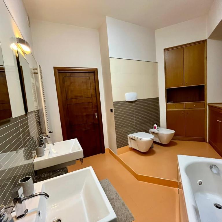 B&B Da Paola - Camera Matrimoniale con Bagno Privato Esterno - 8