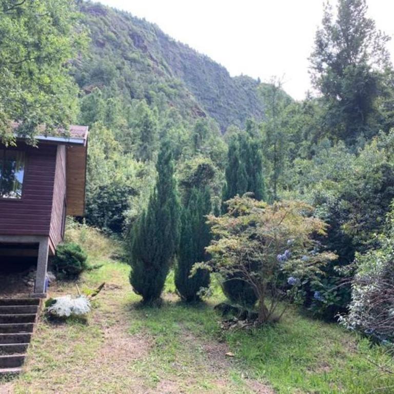 Casa Orilla Lago Cólico - Three-Bedroom House - 2