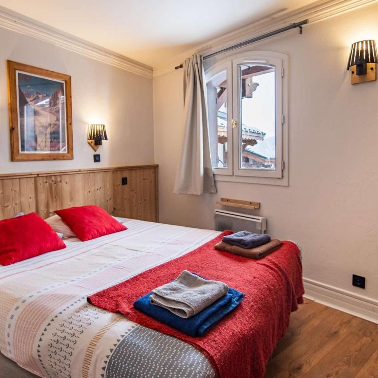 Chalet Triplex 75m² Val Thorens - 2 Chambres, 1 Cabine, Cheminée, WiFi, Proche Pistes et Commerces - FR-1-637-11 - Chalet (6 Adultes) - 16