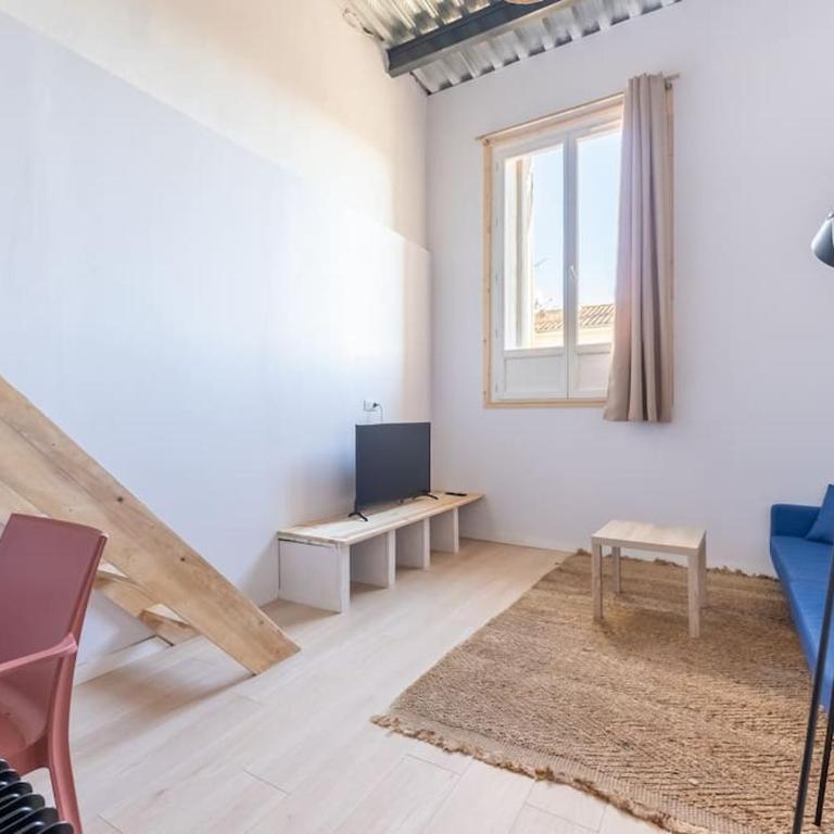 Loft de 150m2 avec terrasse - Apartment - 21