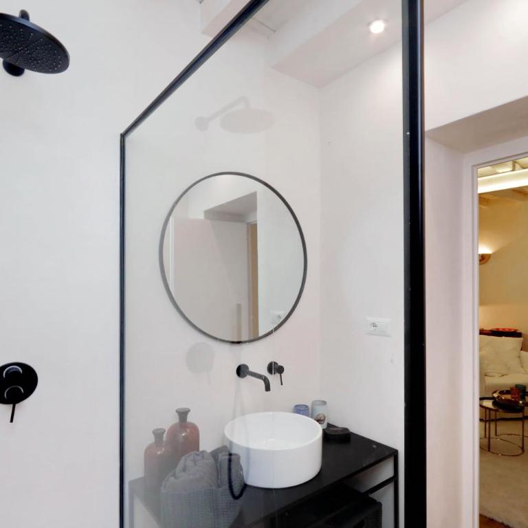 Luxury Charme between Pantheon and Spanish Steps - Appartamento con 2 Camere da Letto - 27