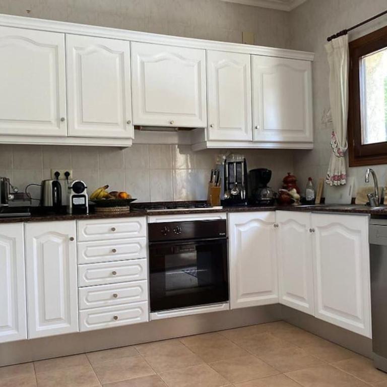 Casa Othello - Villa with private pool - Three-Bedroom Villa - 42